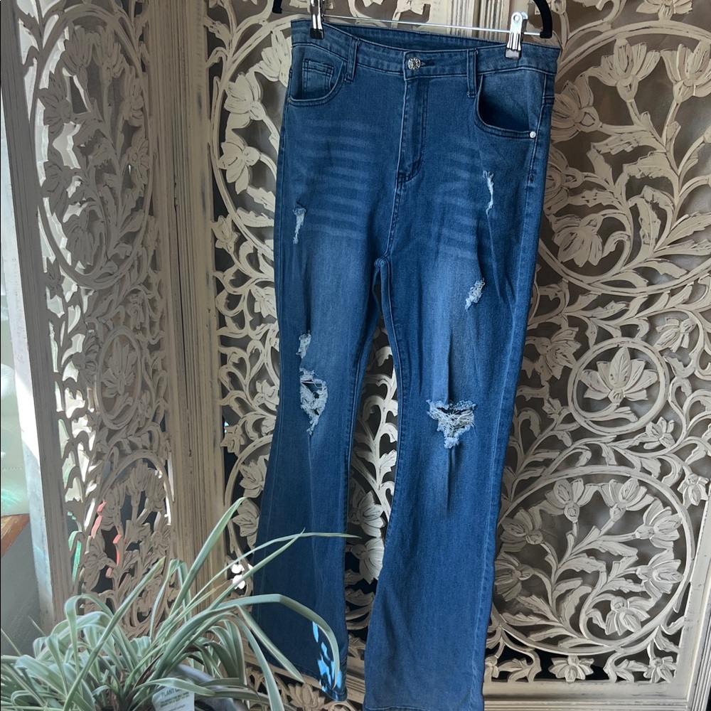 SHEIN Blue Distressed Straight Leg Jeans